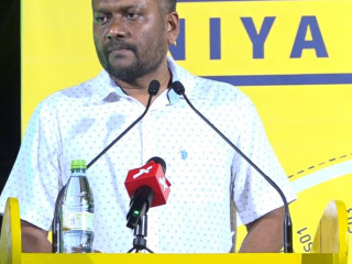 އިކޮނޮމިކް މިނިސްޓަރު ފައްޔާޒް އިސްމާއިލް