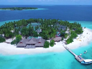 Aerial photograph of the Kuda Bandos island