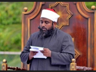 މަޝްހޫރު ދީނި އިލްމުވެރިޔާ ޑރ. މުހައްމަދު އިޔާޒު