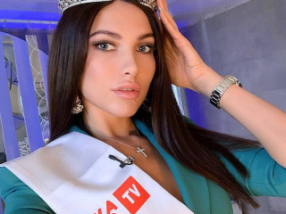 ބަލިކަމަށް ބުނެ ބަހާނާ ދެއްކުމަށް ފަހު ރާއްޖޭ އައުމުން ރަޝިއާގެ ރީތީގެ ރާނީއެއްގެ ލަގަބު އަތުލައިފި