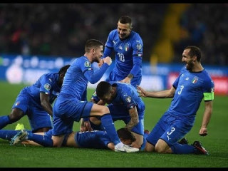 އިޓަލީގެ ޓީމް އުފާ ފާޅު ކުރަނީ