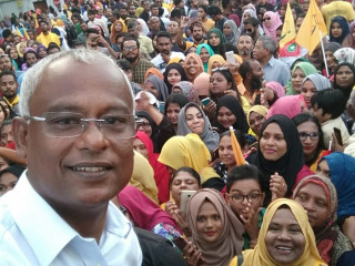 ރައީސްކަމުގައި 60،000 އަށްވުރެ ގިނަ ސެލްފީ، ކެމްޕެއިންގައި ދެ ލައްކައަށް ވުރެ ގިނަ!