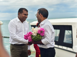 ރައީސް ނަޝީދު ގދ. ތިނަދޫއަށް ވަޑައިގެންނެވުމުން، މުޣުނީ މަރުހަބާ ދަންނަވަނީ