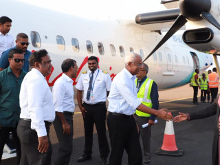 ރައީސް ނަޝީދާއި ސާލިހު ތިލަދުންމައްޗަށް ކުރައްވާ ދަތުރުފުޅު