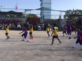 އިންޓަރ ސްކޫލް ހޭންޑްބޯލްގެ ތެރެއިން