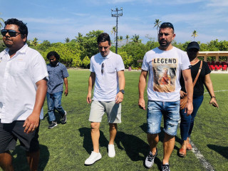 ޕަބްލޯ ކޮއިރާ އާއި ވައިޓޯރ ގުއަޑްރޯސް