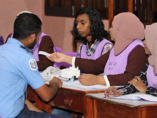 މަޖިލިސް އިންތިޚާބުގައި ވޯޓުލަނީ