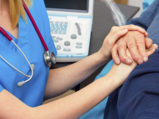 ނަފްސާނީ ބައްޔަކަށް ފަރުވާ ދެނީ