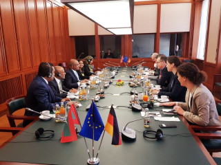 ޖަރުމަނުގެ ހާރިޖީ ވަޒީރާއެކު ބޭއްވި ބައްދަލުކުރެއްވުމުގެ ތެރެއިން