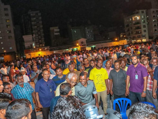 މަޖިލިސް ކާމިޔާބީ ފާހަގަ ކުރުމަށް ލޮނުޒިޔާރަތްކޮޅުގައި ބޭއްވި ހަފްލާގެ ތެރެއިން: ރައީސް ސޯލިހާއި ރައީސް ނަޝީދު ވަނީ ޖާފަތަށް އިންސާފު ކުރައްވާފައި
