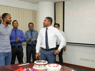 ޔޫޫތު މިނިސްޓަރ އަހުމަދު މަހުލޫފު