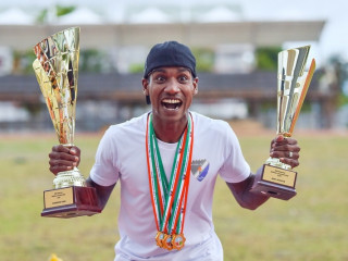 ހުސައިން ފަޒީލް ހާރޫން / ޤައުމީ މުބާރާތުގެ ކާމިޔާބީތަކާއެކު