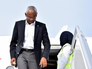 މަޑު ދުވެލި ދޫކޮށް، ސަރުކާރުގެ ގިޔަރު މަތިކޮށްލަންޖެހޭ!