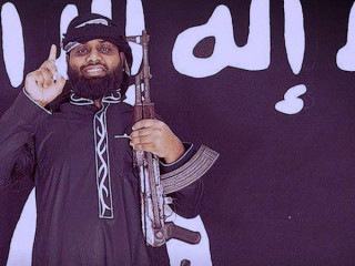 ޒަހްރާން ހާޝިމް: ކަނޑި ހިފައިގެން ފެށި ހަނގުރާމަ ނިންމާލީ ހަށި ގޮއްވާލައިގެން!