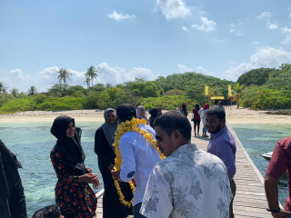 މިނިސްޓަރ އޮފް ޔޫތު ސްޕޯރޓްސް އެންޑް ކޮމިޔުނިޓީ އެންޕަވަރމަންޓް އަހްމަދު މަހްލޫފް މޮޅަދޫއަށް ވަޑައިގަންނަވަނީ