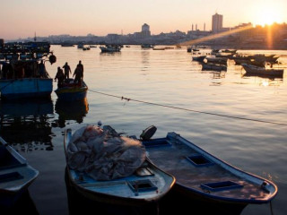 ގައްޒާގެ އައްސޭރިފަށުގައި ފަލަސްޠީނު ރައްޔިތުން މަހަށް ނުކުންނަ ބައެއް އުޅަނދުތައް!