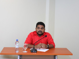 ލޭބަރ ޕާޓީން މީގެކުރިން ބޭއްވި ނޫސްވެރިންގެ ބައްދަލުވުމެއް