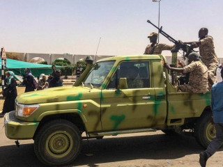 ސޫދާނުގެ ސަލާމަތީ ބާރުތަކުން މުޒާހަރާ ކުރާ ސަރަޙައްދުގައި ހަރަކާތްތެރި ވަނީ