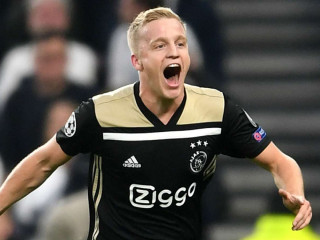 އަޔަކްސްއަށް ލަނޑު ކާމިޔާބުކޮށް ދިނުމަށް ފަހު އުފާފާޅުކުރަނީ