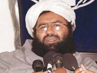 މައްސޫދް އަޒްހަރް ޓެރަރިސްޓެއްގެ ގޮތުގައި ކަނޑައަޅައިފި