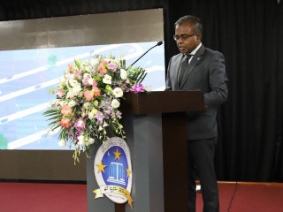 އުއްތަމަފަނޑިޔާރު ޑރ. އަހުމަދު އަބްދުﷲ ދީދީ