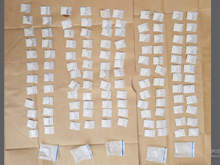 ފުލުހުން ވަނީ މި އޮޕަރޭޝަންގައި ހަ ކިލޯގެ މަސްތުވާތަކެތި އަތުލާގަނެފައި