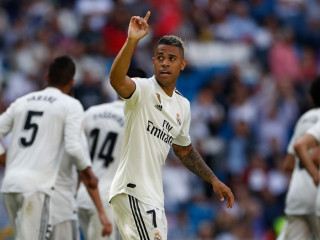 ރެއާލް އަދި ވިޔަރެއާލް ބައްދަލުކުރި މެޗުގެ ތެރެއިން