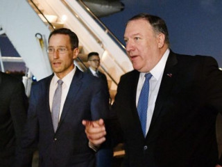 ޕޮމްޕެއޯ އިރާގުގައި ހޭދަކުރެއްވި ހަތަރު ގަޑިއިރުގެ ތެރޭގައި ބޮޑުވަޒީރު އާދިލް އަބްދުލް-މަހްދީއާ ބައްދަލުކުރެއްވި