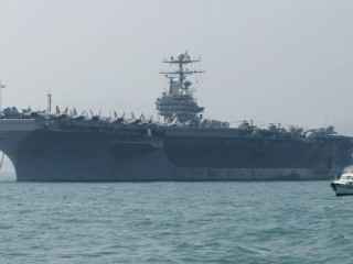 ުޔޫއެސްއެސް އަބްރަހަމް ލިންކަން މިހާރުވަނީ ސުއޭޒްކެނަލް ހުރަސްކޮށް ރަތްކަނޑަށް ނުކުމެފައި