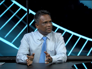 މޯލްޑިވްސް ވޯޓަރ އެންޑް ސުވަރޭޖް ކޮމްޕެނީ (އެމްޑަބްލިޔުއެސްސީ) ގެ މެނޭޖިންގ ޑައިރެކްޓަރ އާދަމް އާޒިމް ފަލަސުރުހީ ޕްރޮގްރާމްގައި