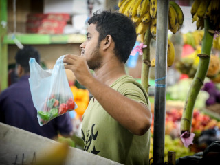 ލޯކަލް މާރުކޭޓު