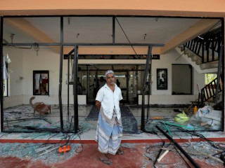 ލަންކާގައި ހުންނަ މިސްކިތަކަށް ހަމަލާދީފައި