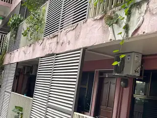 މާލޭ ގްރޭންޑް ފްލެޓުތައް މަރާމާތު ނުކޮށް ވަނީ ވަރަށް ގިނަ ދުވަސްވެފައި