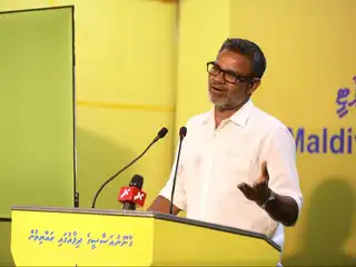 ކެނދިކުޅުދޫ ދާއިރާގެ ކުރީގެ މެންބަރު އަހުމަދު އީސަ އެމްޑީޕީ ހަރުގޭގައި ވާހަކަ ދައްކަވަނީ