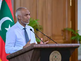 ރައީސުލްޖުމްހޫރިއްޔާ ޑރ. މުޙައްމަދު މުޢިއްޒު