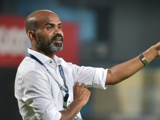 ތަޖުރިބާކާރު ކޯޗު މުޙައްމަދު ނިޒާމް: ދިވެހި ކޯޗުންނަށް އިތުބާރު ކުރުމަށް ވަނީ އެދިފައި