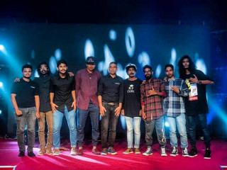 ސިމްބޮލިކްގެ ފަންނާނުން ތަކެއް