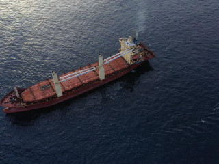 މުދާ ހިފައިގެން ކުދުއްފުއްޓަށް ބަނދަރުކުރި ކާގޯ ފެރީ