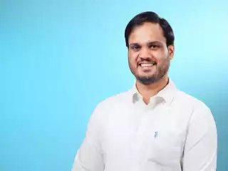 EyeCare Hospital welcomes Dr. Amogh Dileep Asgaonkar, specialist in cataract and retinal surgery