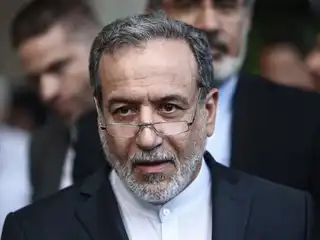 އެމެރިކާ އާއި އިޒްރޭލްގެ ހަނގުރާމަ އެ ދެ ޤައުމަށް ނާކާމިޔާބު ކަމަށް އަރާގްޗީ ވިދާޅުވެއްޖެ 