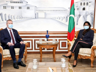 Minister of Defence meets with Aviation Security team from UK Department for Transport