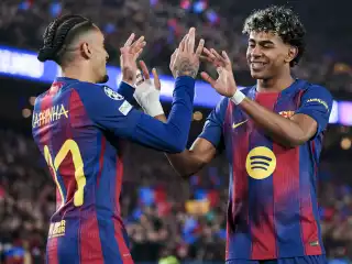 ނިއުކާސަލް ކޮޅަށް ހަތް ލަނޑު ޖަހައި، ބާސެލޯނާ ކުއާޓާ ފައިނަލް އަށް 