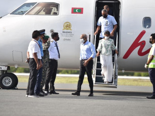 (File photo )The first couple arrive in Kulhudhuffushi City; the first stop in the three-day tour