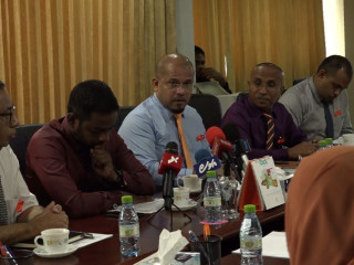 އެމްއާރްއެމް ރަޖިސްޓްރީވިކަމުގެ ލިޔުން ހަވާލު ކުރުމަށް ބޭއްވި ރަސްމިއްޔާތުގެ ތެރެއިން