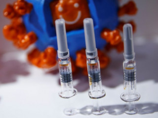 ފައިޒަރ އިން ކޮވިޑް-19 އަށް ތައްޔާރުކުރަމުންދާ ވެކްސިންގެ 90 އިންސައްތަ ރައްކާތެރިކަމަށް ޓެސްޓްތަކުން ދައްކާ