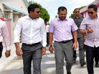 ހައިކޯޓުގެ އިސް ފަނޑިޔާރު ޝުޖާއު އުސްމާނުގެ ޓީމުން ހިންގި ގިނަ \"ޖަރީމާ\" ތަކަކީ ފާޅުގައި ހިންގި ކަންކަން!