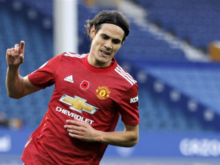 މެންޗެސްޓާ ޔުނައިޓެޑަށް ކުޅެމުން އަންނަ އުރުގުއޭގެ ފޯވާޑް އެޑިންސަން ކަވާނީ