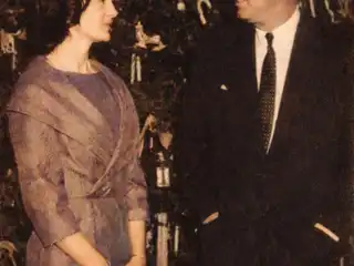 ޖޯން އެފް. ކެނެޑީ އާއި އަނބިކަނބަލުން ޖެކިއުލިން ކެނެޑީ