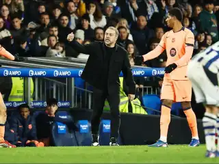 ބާސެލޯނާގެ ކޯޗު ހަންސީ ފްލިކް