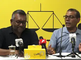 ރާއްޖޭގެ ރަށްތައް އާދަޔާ ހިލާފަށް ދަނީ ފަޅުވަމުން، މިއީ ރައްޔިތުންގެ އަތުން މިގައުމު ގެއްލިގެންދާނެ ކަމެއް: ނަޝީދު 
